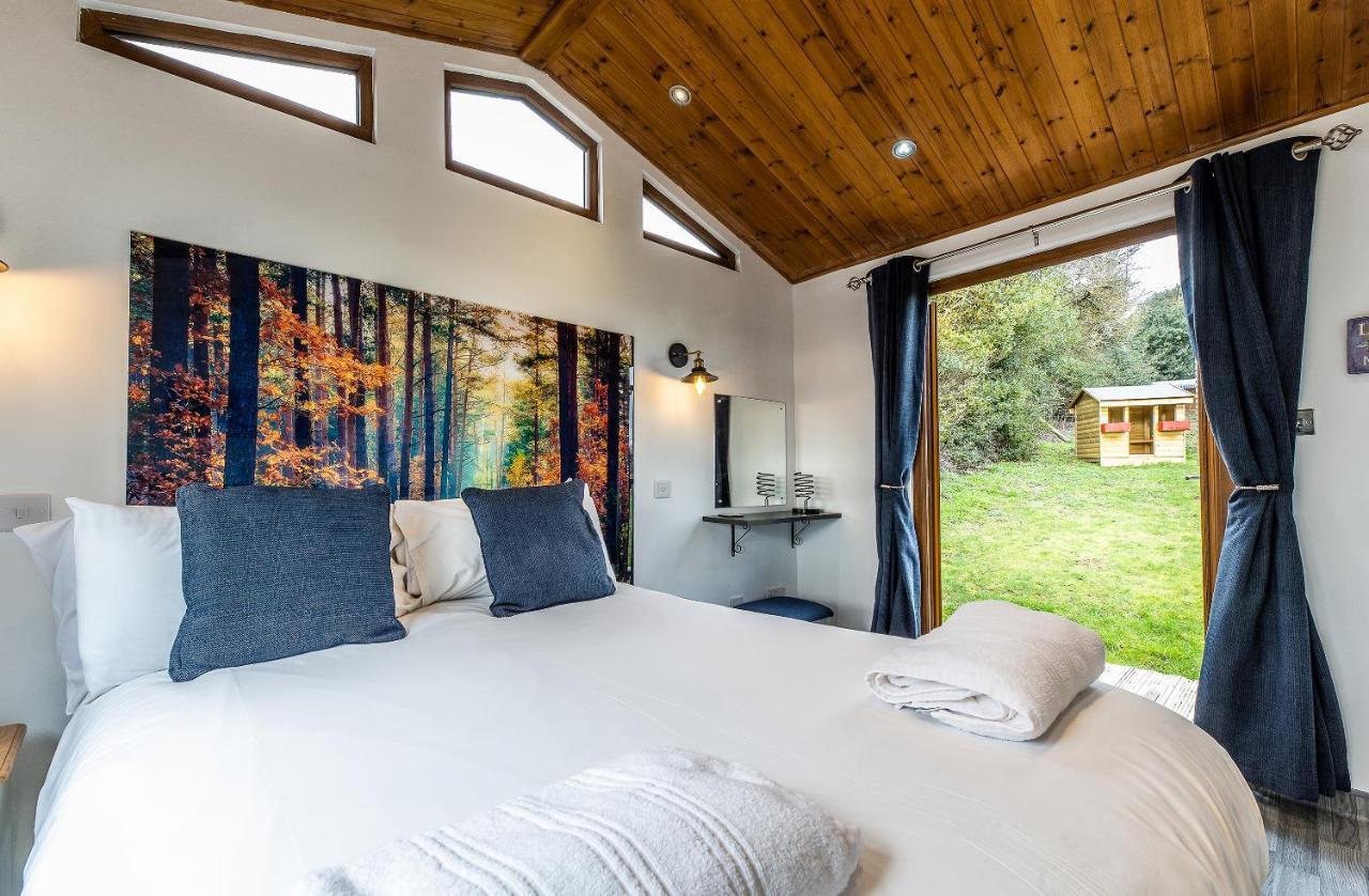 Chalet Fairview Farm Retreat: Luxury In Nottinghamshire Countryside