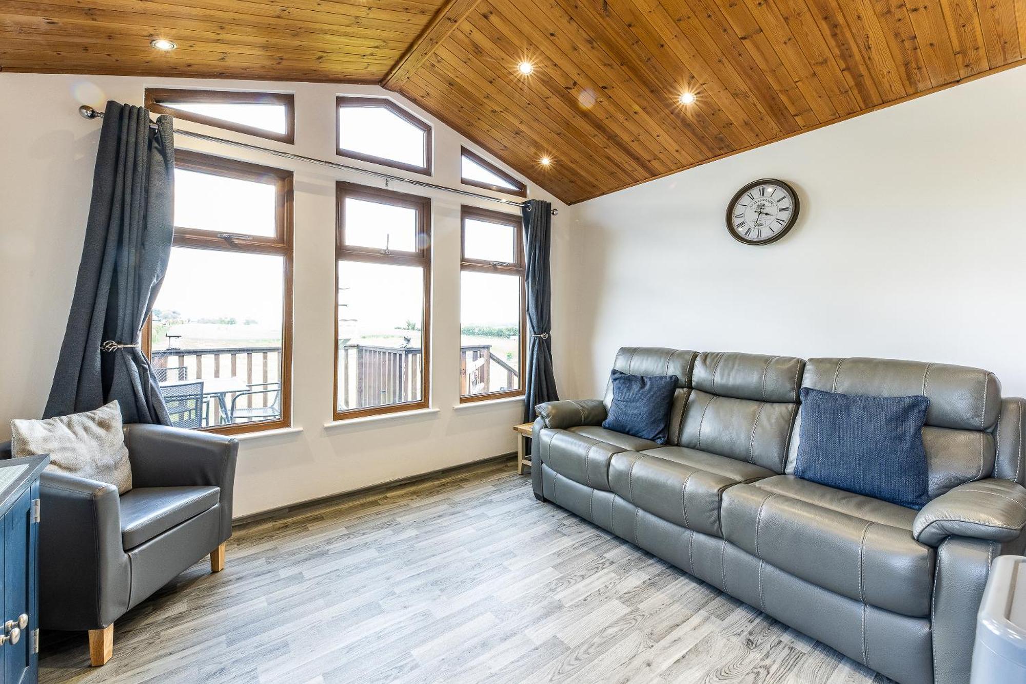 Chalet Fairview Farm Retreat: Luxury In Nottinghamshire Countryside Nottingham
