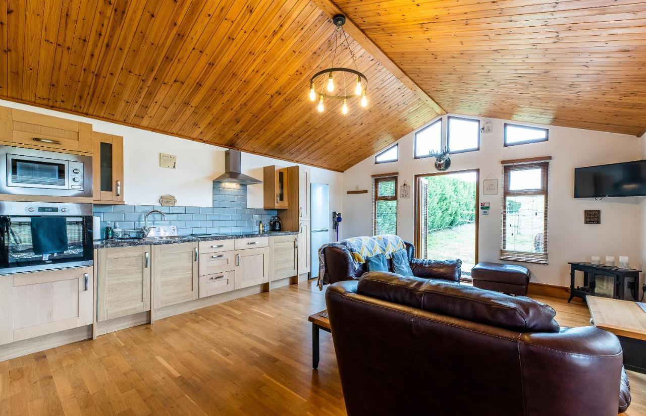 Chalet Fairview Farm Retreat: Luxury In Nottinghamshire Countryside Nottingham